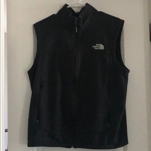 Men’s North Face Vest